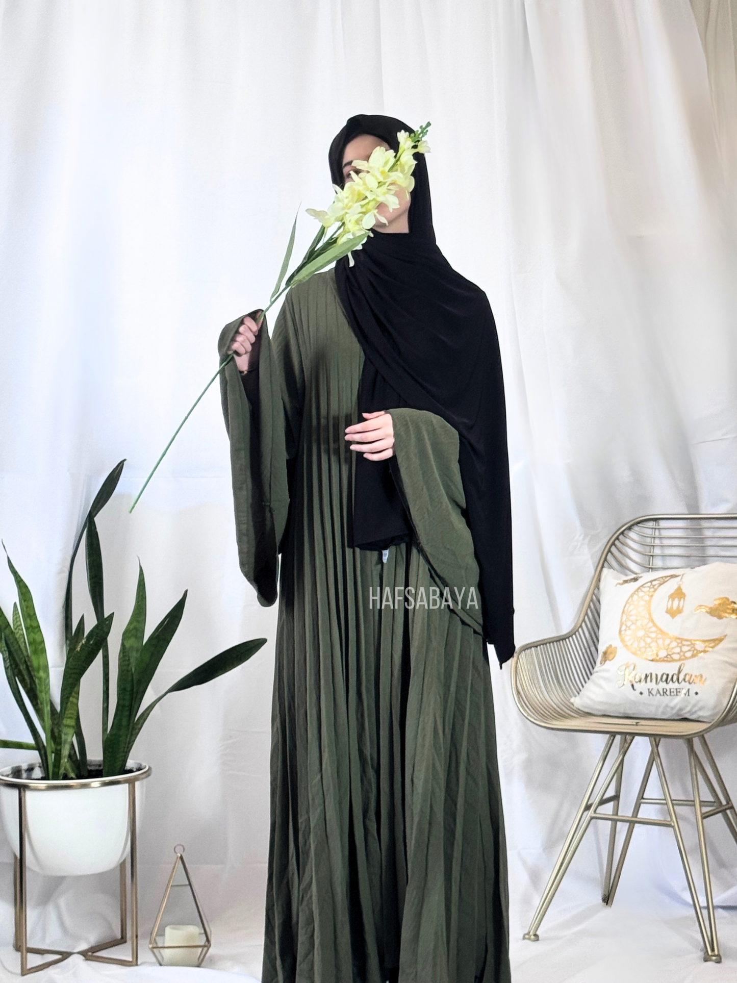 Wavy Abaya - wide sleeves