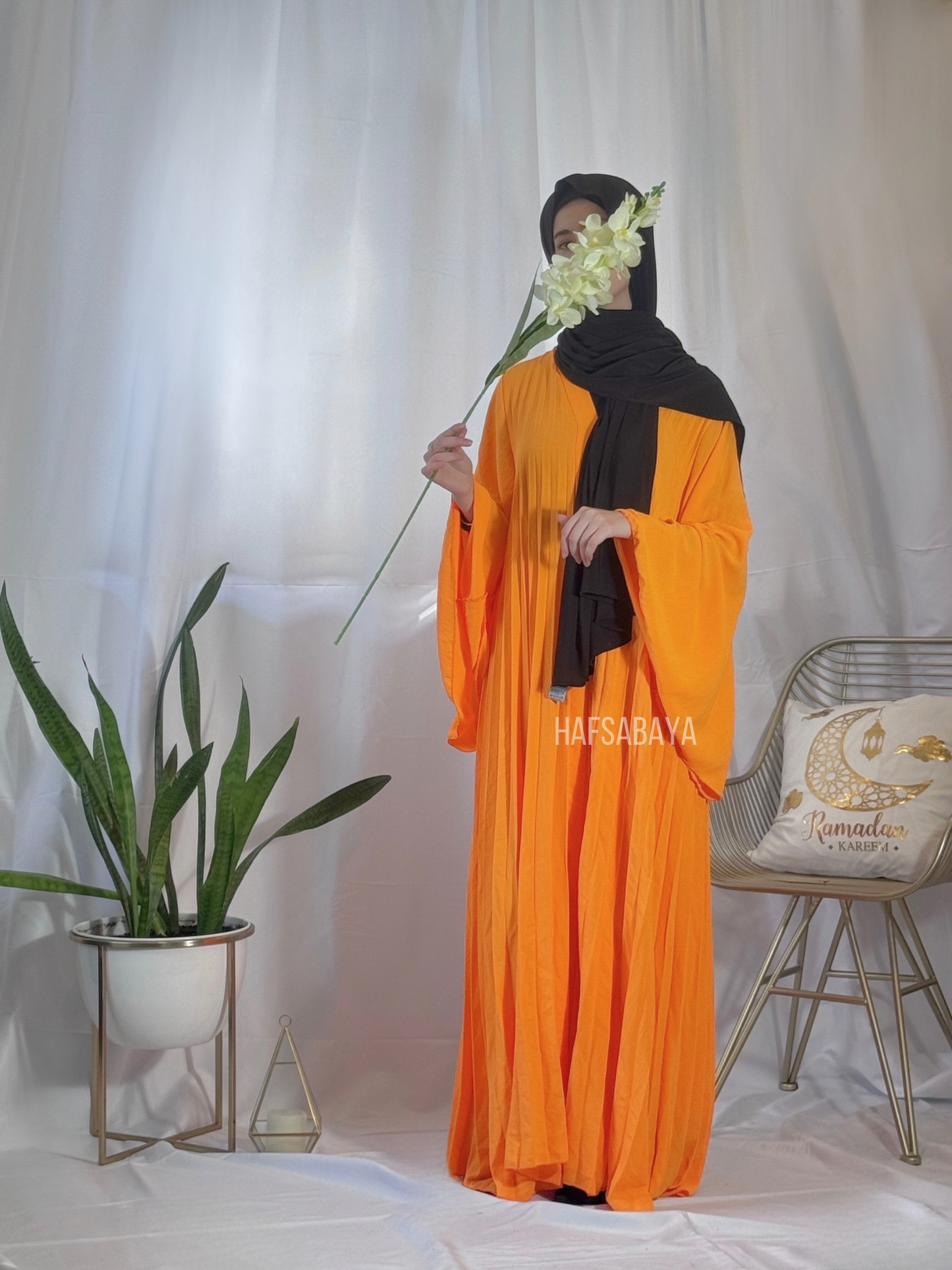 Wavy Abaya - wide sleeves